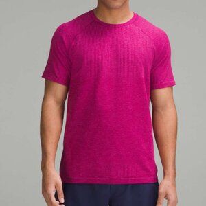 Men Lululemon Metal Vent Tech Short-Sleeve Shirt *Updated Sonic Pink Medium